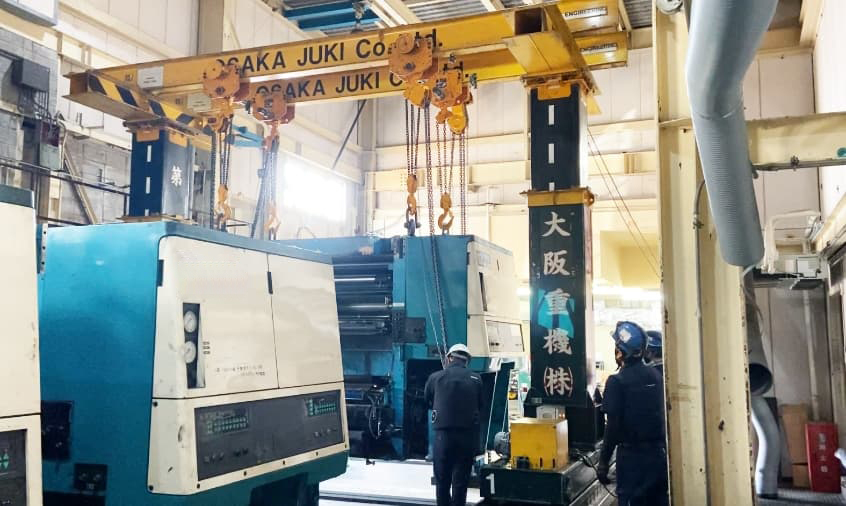 門型を使用した印刷機械納入工事